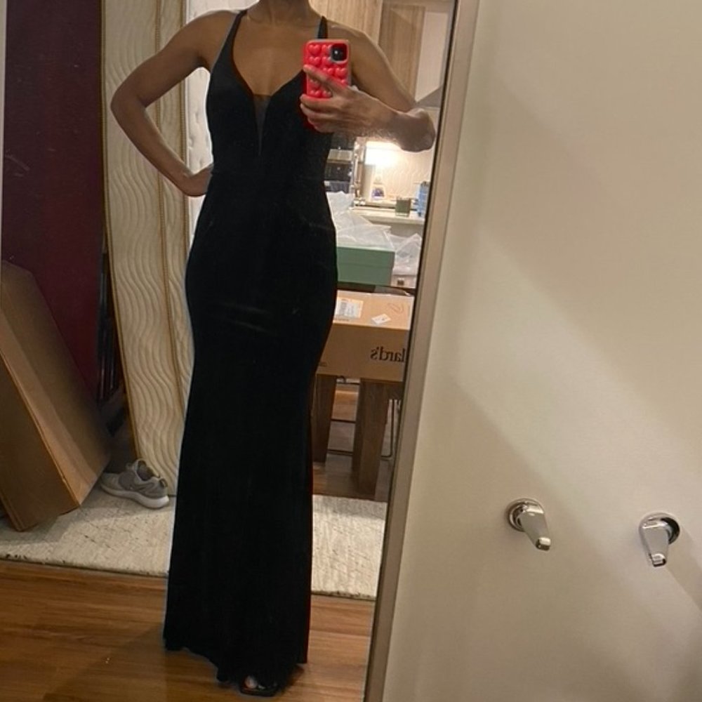 Velvet V-Neck Illusion Back Elegant Long Formal Dress Black